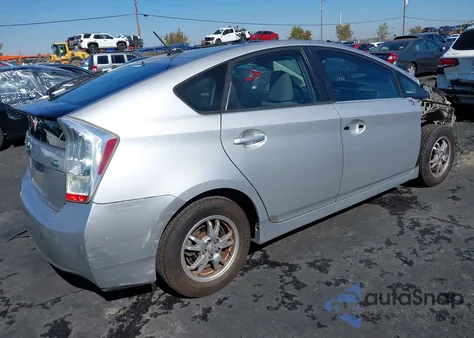 2010 Toyota Prius Ii z USA, uszkodzony, nr VIN JTDKN3DUXA0225925
